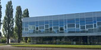 V3 Vidéo Ease English ST.mp4