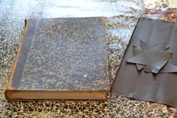 Une nouvelle reliure complète (Ouvrage de Charles Vélain, 1878)