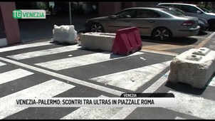 VENEZIA-PALERMO SCONTRI ULTRAS 2018.mp4