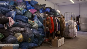 Video 3 Kleider als Nachhaltigkeitsprodukt.mp4