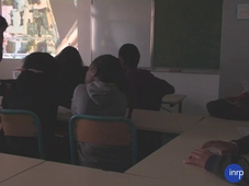 3 mois plus tard Romain